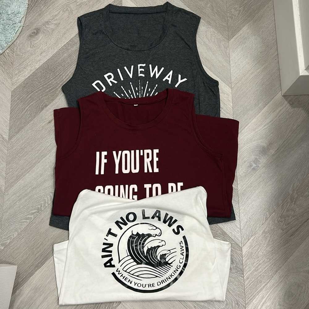 Graphic Tank Top’s